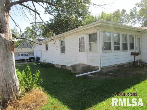 Peoria, IL 61605,1700 S LARAMIE ST