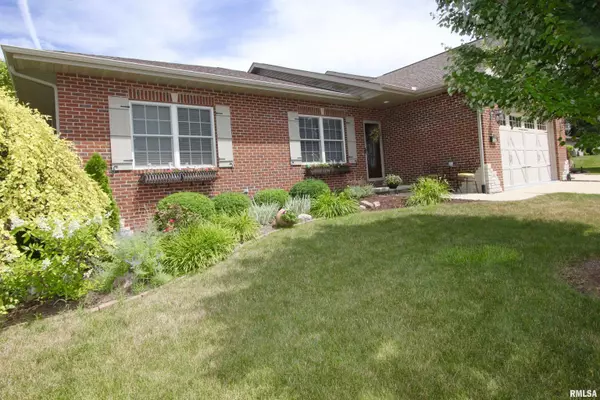 Edwards, IL 61528,6718 N GRAND FIR DR