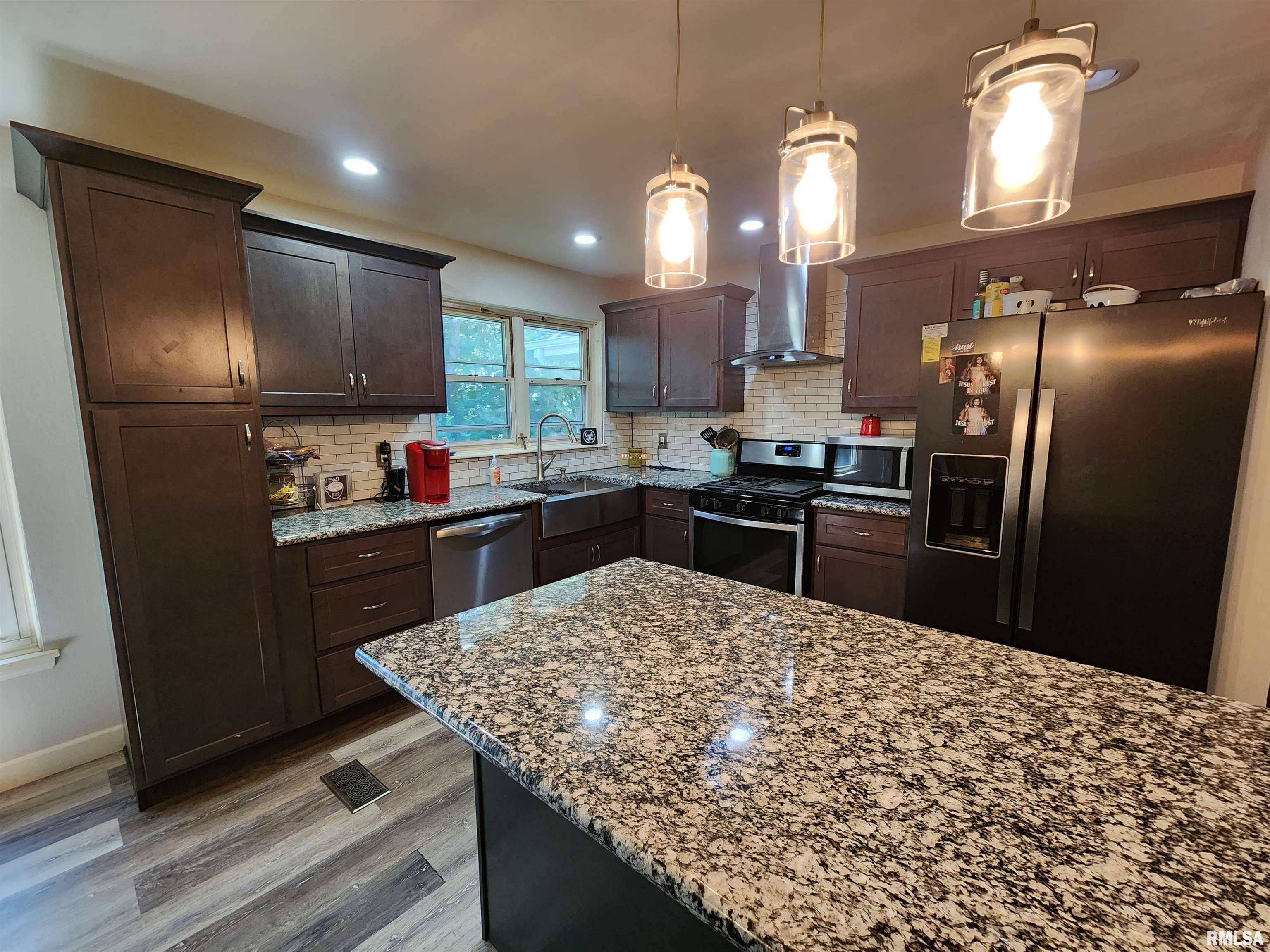Peoria, IL 61604,2822 N EASTON PL