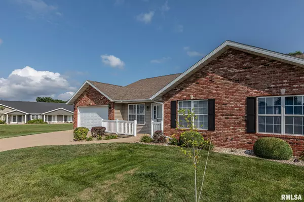 Pekin, IL 61554,1423 SUNNYVIEW CT