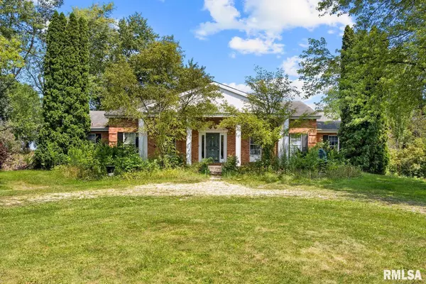 476 YANKEE LN, Chillicothe, IL 61523