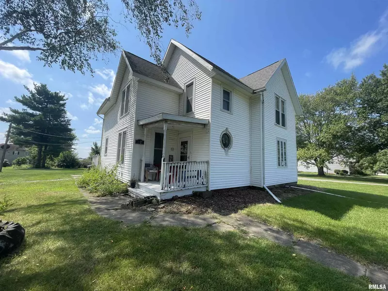 2922 W MAIN ST, Edelstein, IL 61526