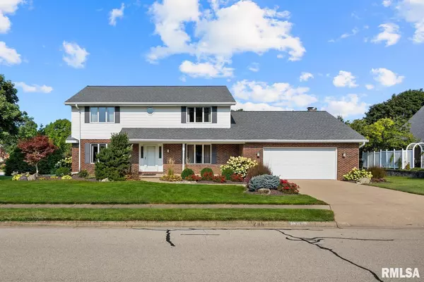 11 BLACKBERRY LN,  Morton,  IL 61550