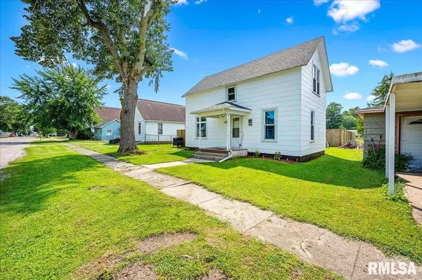 108 S LA SALLE AVE, Ladd, IL 61329