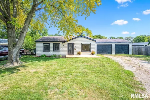 6 BRENTWOOD CT, Pekin, IL 61554