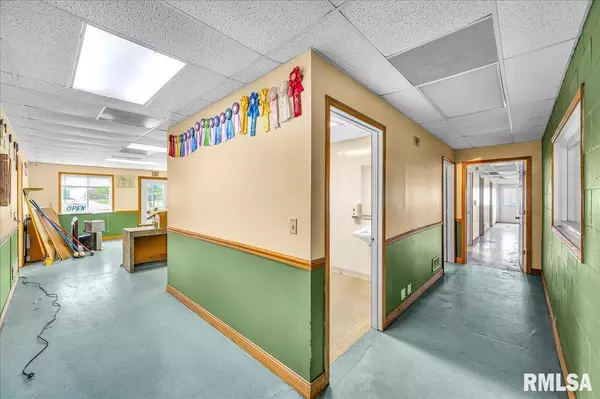 Peoria, IL 61615,9123 RADNOR RD