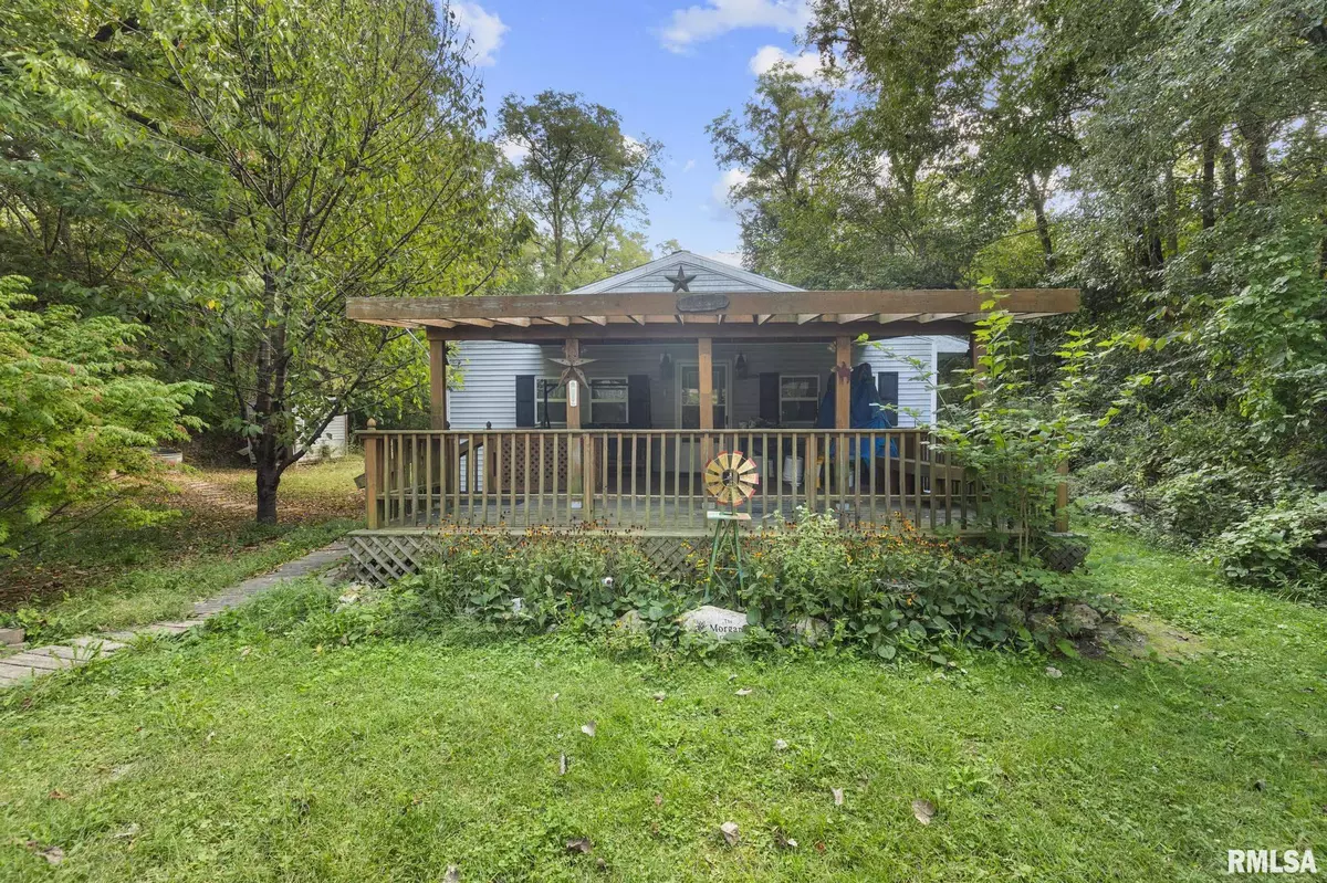 Farmington, IL 61531,35261 N Middle Grove RD