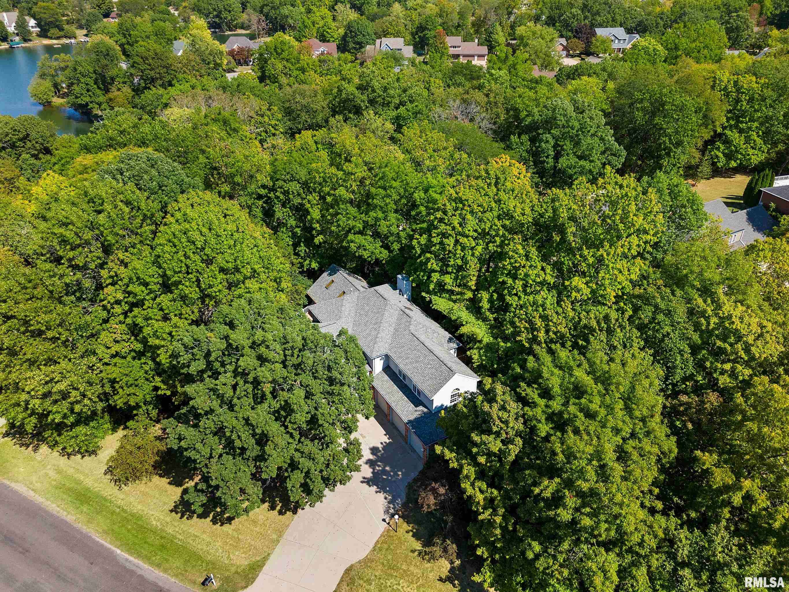 Germantown Hills, IL 61548,701 BAYSIDE DR