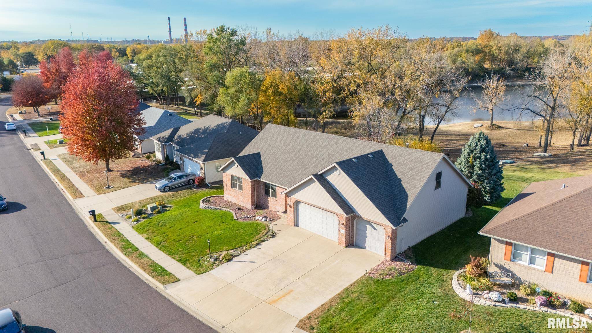 Pekin, IL 61554,1017 KENNEDY DR