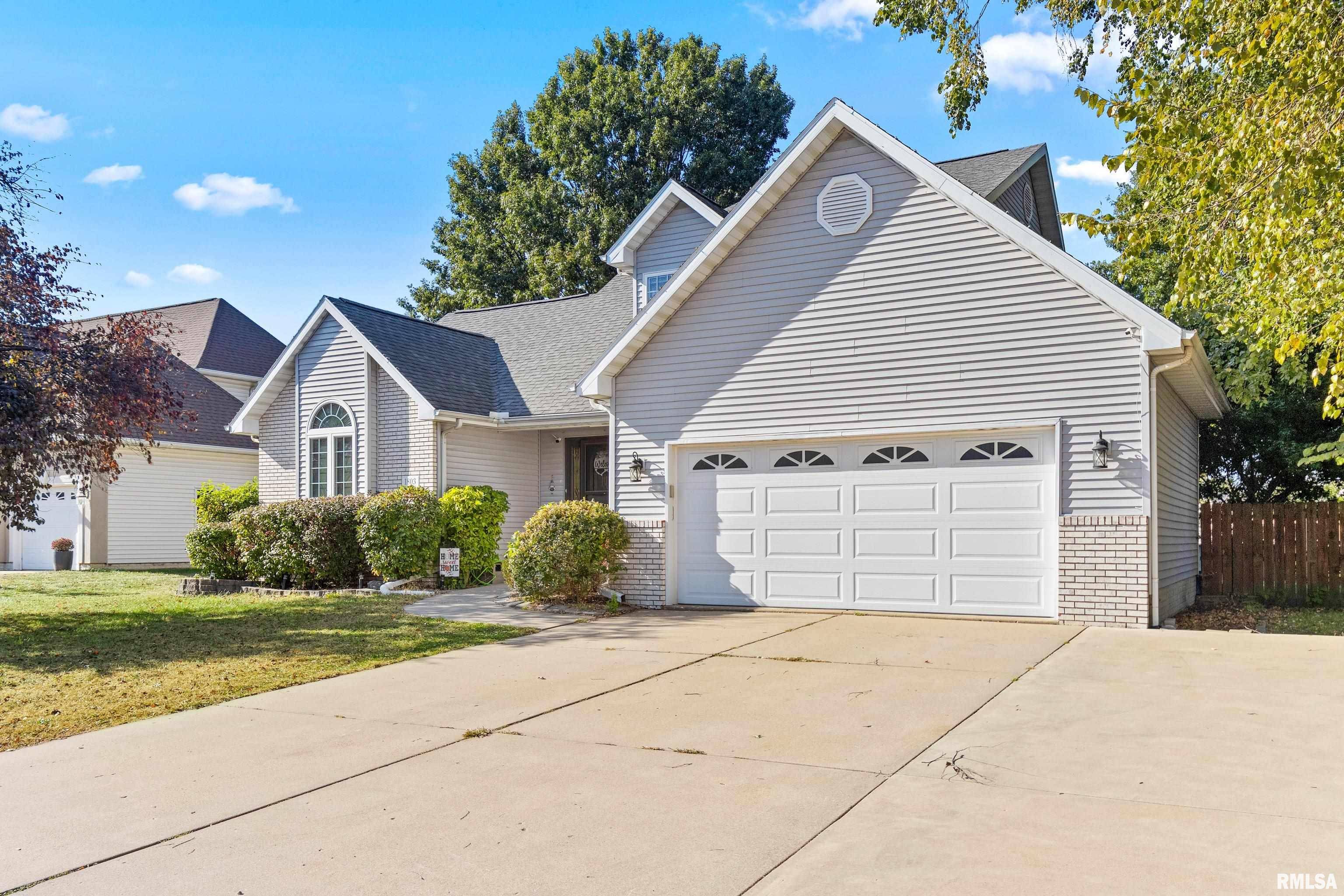 Pekin, IL 61554,1803 EL CAMINO DR