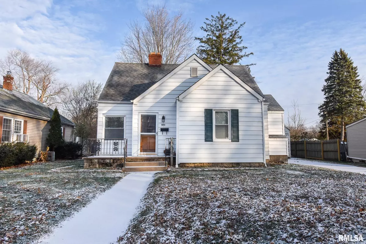 Washington, IL 61571,1015 E ADAMS ST