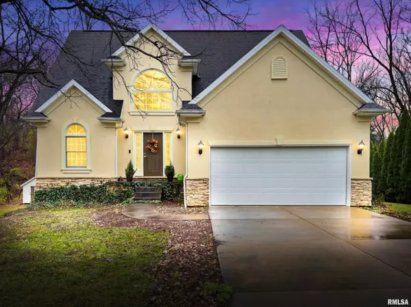 6 THORNTON DR, Mackinaw, IL 61755-0000