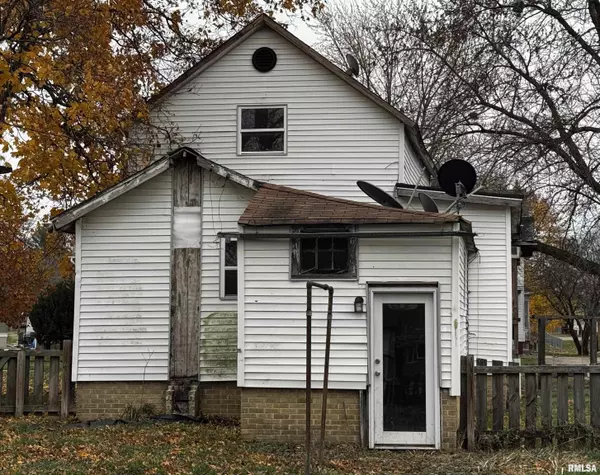 Bushnell, IL 61422,743 N JACKSON ST