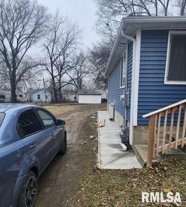 Peoria, IL 61614,4021 N BOULEVARD AVE
