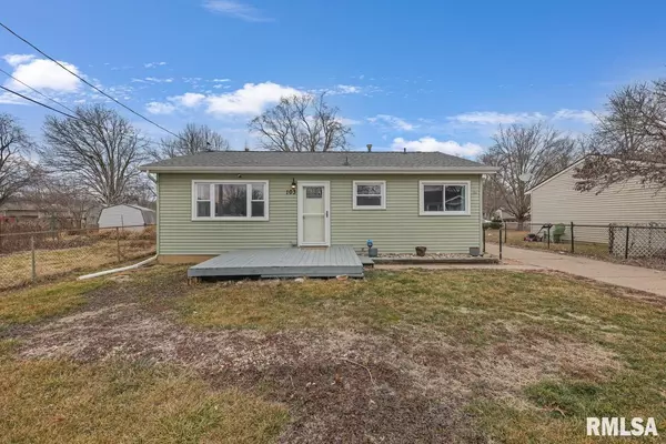 103 HAZEL ST, North Pekin, IL 61554