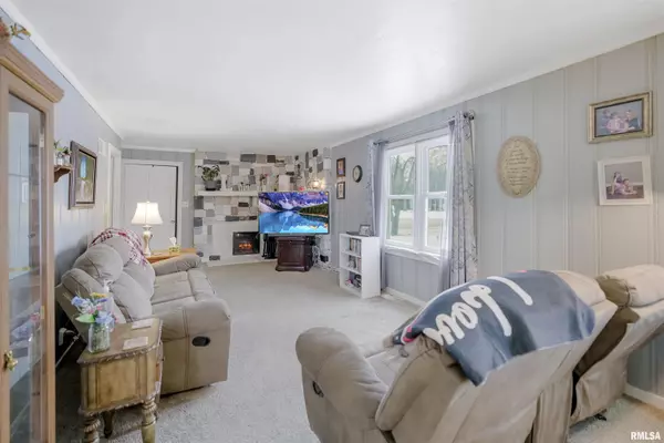 Chillicothe, IL 61523,15513 N 7TH ST