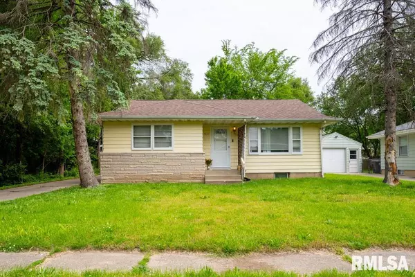 1021 W THRUSH AVE, Peoria, IL 61604