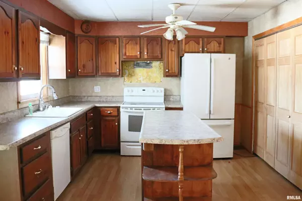 Princeville, IL 61559,419 S SANTA FE AVE