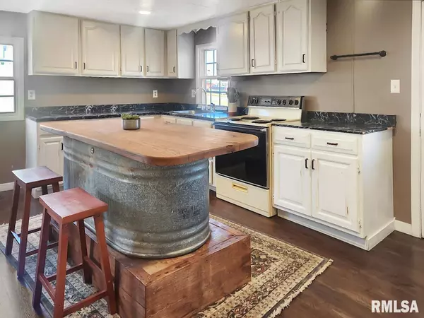 Edelstein, IL 61526,2901 W MYRTLE AVE