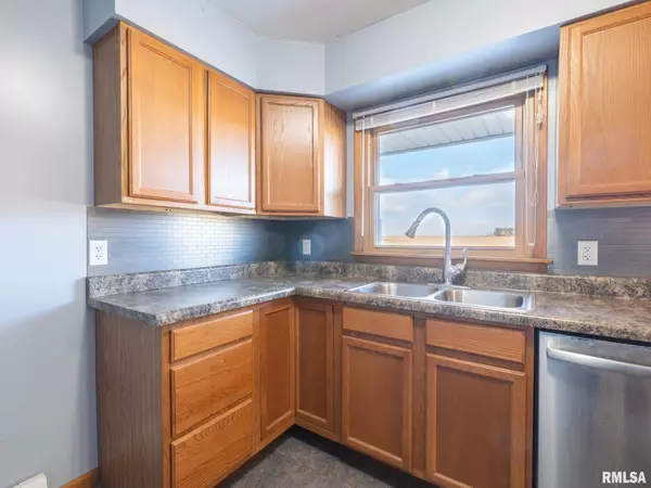 Farmington, IL 61531,22515 W ORION RD