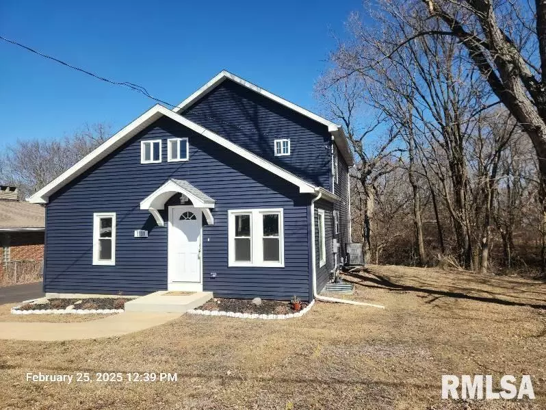 1111 BLOOMINGTON RD, East Peoria, IL 61611