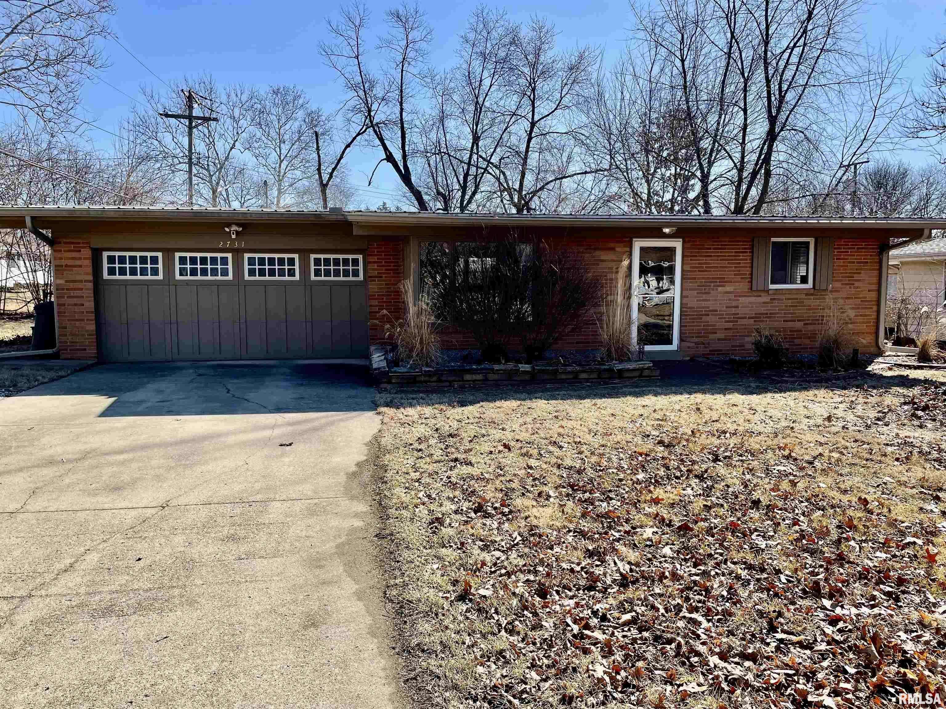 Peoria, IL 61615,2731 W OVERHILL RD