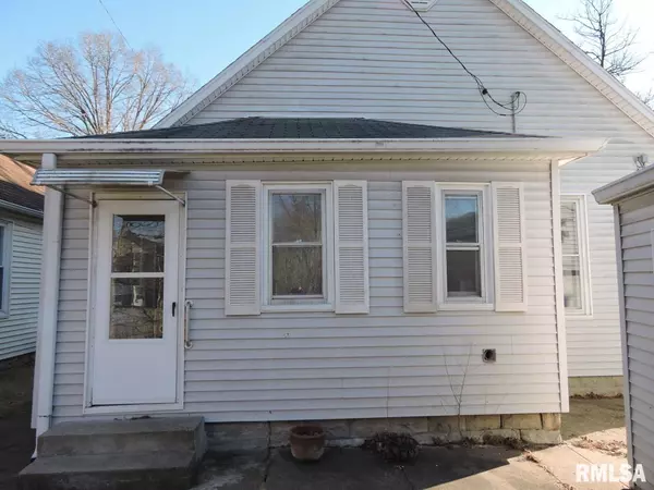 Pekin, IL 61554,1007 ANN ELIZA ST