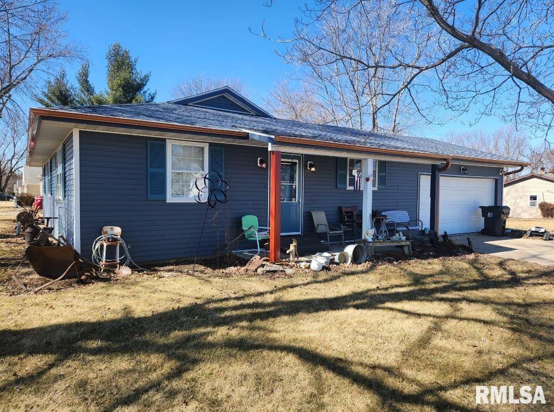 700 N 15TH AVE, Canton, IL 61520
