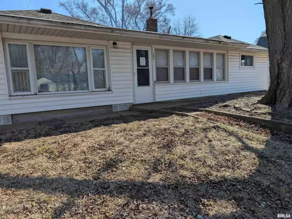 South Pekin, IL 61564,304 MINCH ST