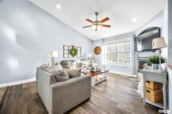 Marquette Heights, IL 61554,218 CAVELIER RD