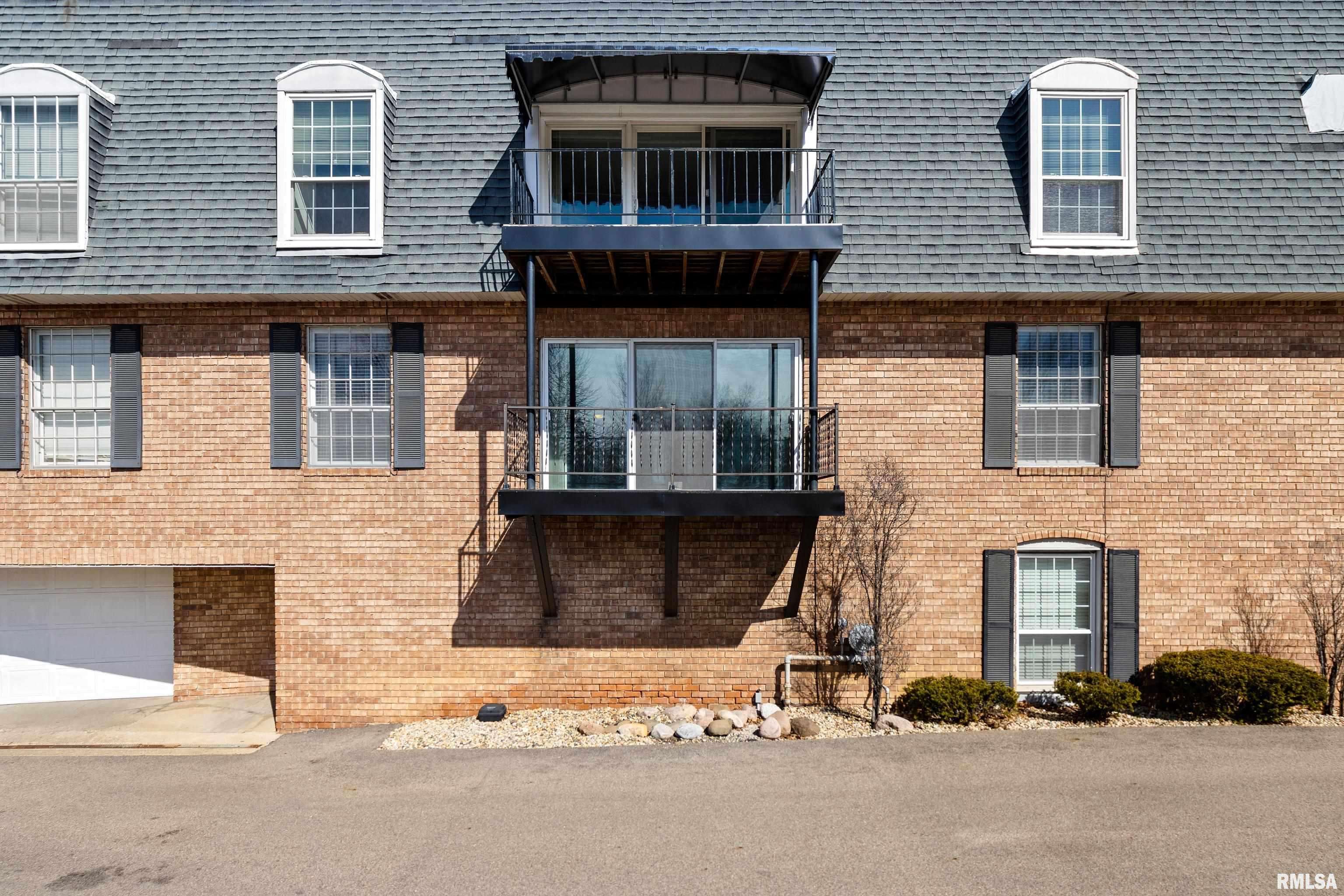 Peoria, IL 61614,4900 N KNOXVILLE AVE #114A