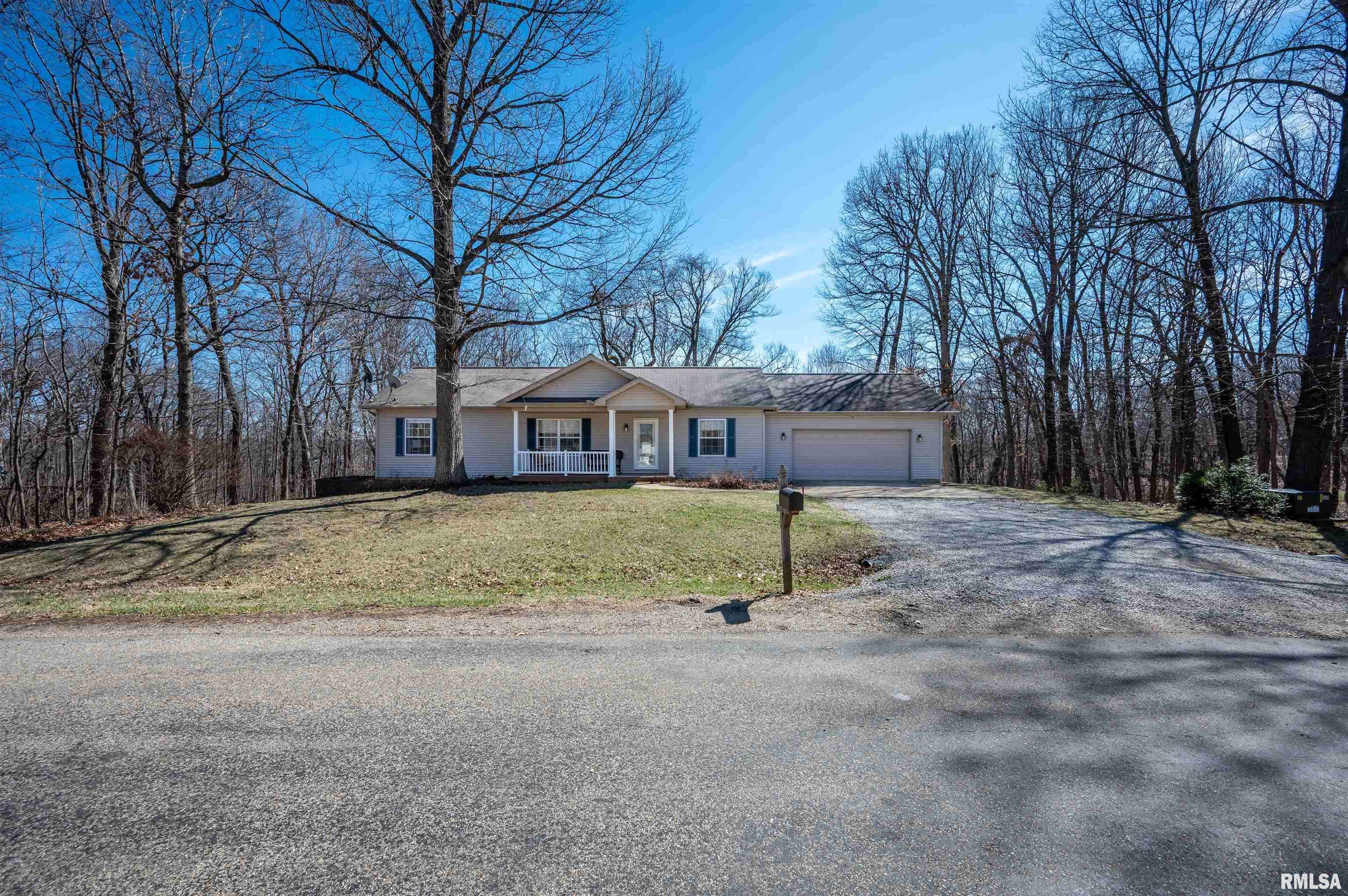 394 ILLINI DR, Hopewell, IL 61565