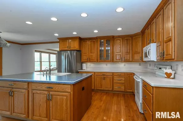 Pekin, IL 61554,2000 SUSAN HOPE DR