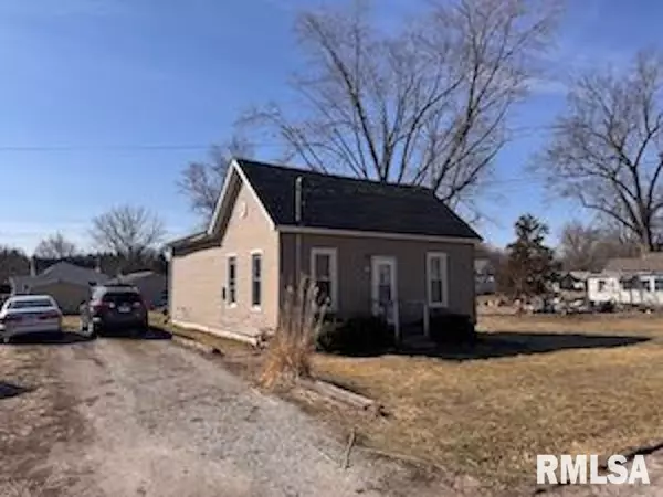 Lewistown, IL 61542,607 W AVENUE E AVE