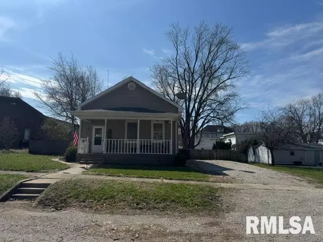 Delavan, IL 61734,108 W 2ND ST