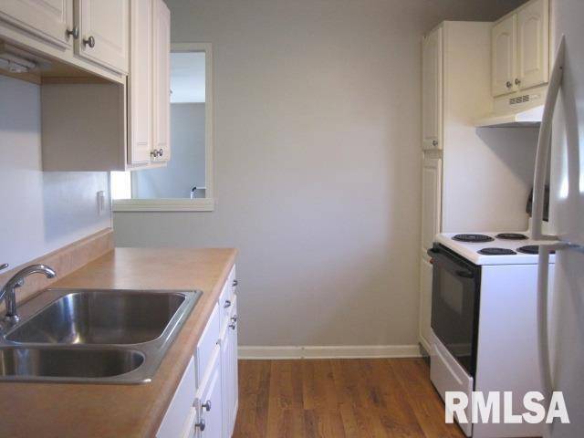 Peoria, IL 61614,916 W PURTSCHER DR