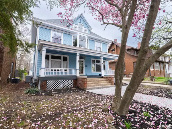 Peoria, IL 61603,943 NE GLEN OAK AVE