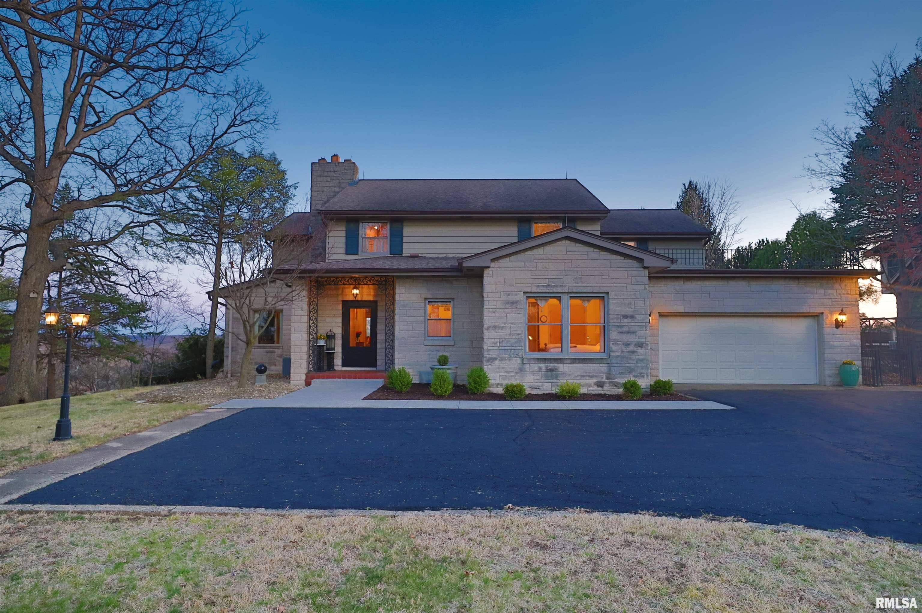 Peoria, IL 61614,504 E HIGH POINT PL