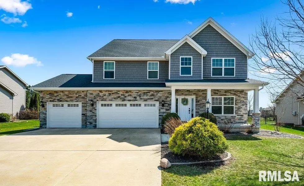 2710 W Quartz ST, Dunlap, IL 61525