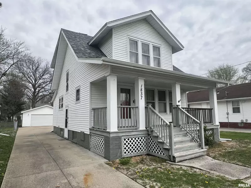 1837 BAIRD AVE, Galesburg, IL 61401