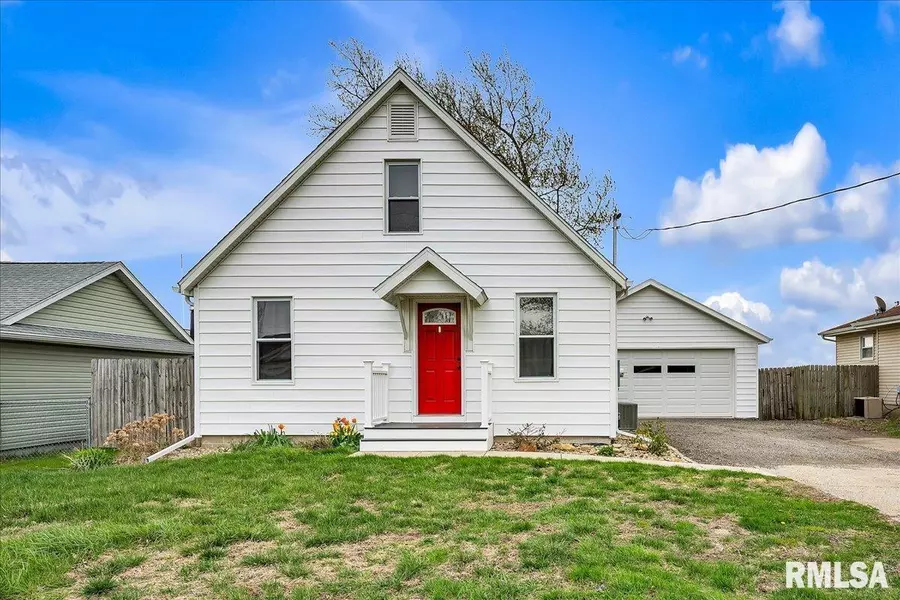 212 ROBERT ST, East Peoria, IL 61611