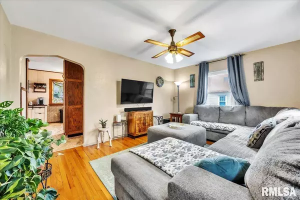 East Peoria, IL 61611,216 WILLIAM ST