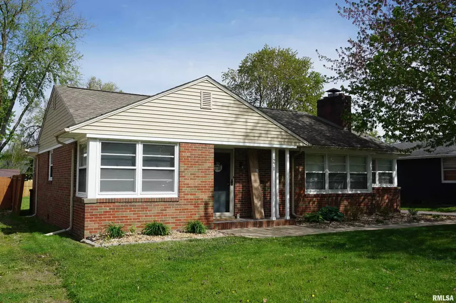 271 N 5TH ST, Canton, IL 61520