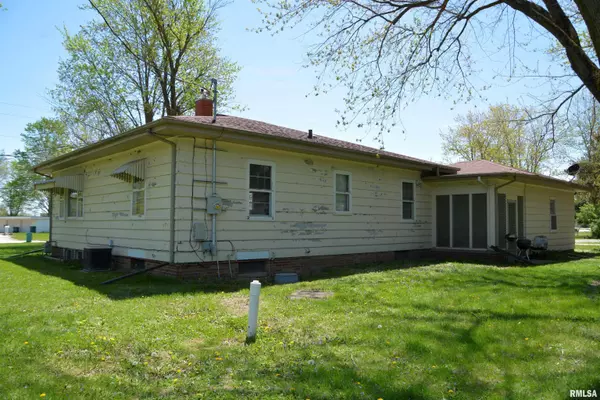Macomb, IL 61455,2000 W JACKSON ST