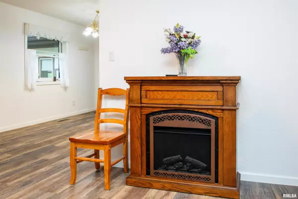 Peoria, IL 61615,515 W TIMBER RIDGE DR