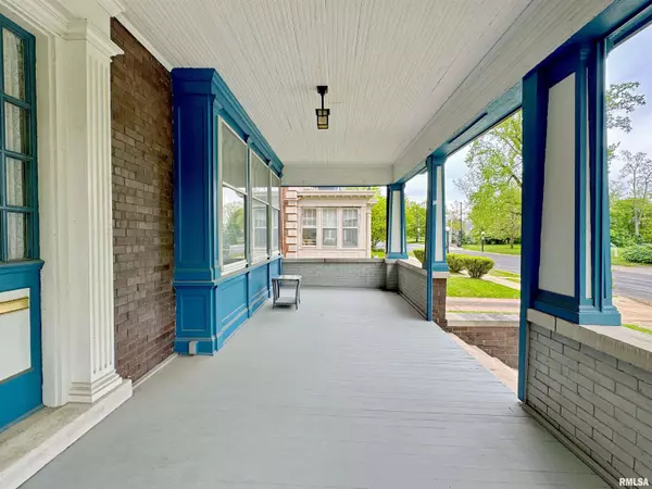 Peoria, IL 61606,1117 W MOSS AVE