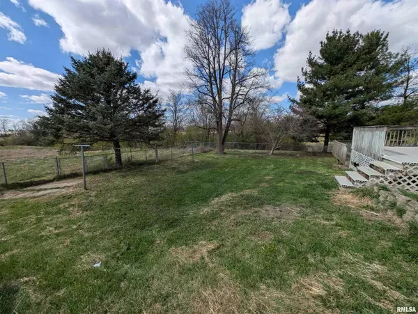 Goodfield, IL 61742,1494 Highway 150 County Road