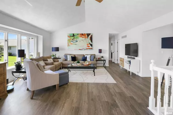 Morton, IL 61550,67 N OREGON CT