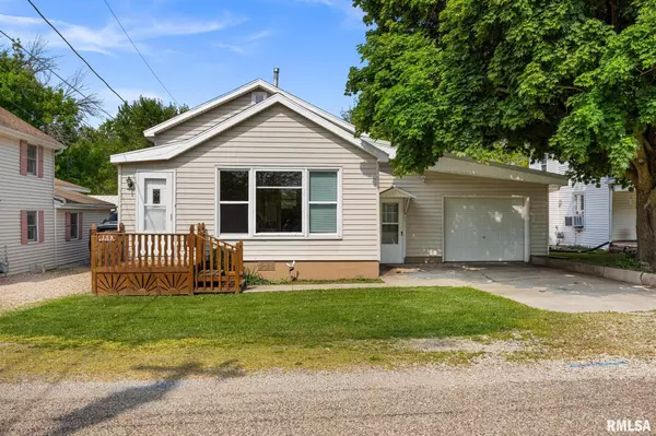 105 S SPRUCE ST,  Delavan,  IL 61734