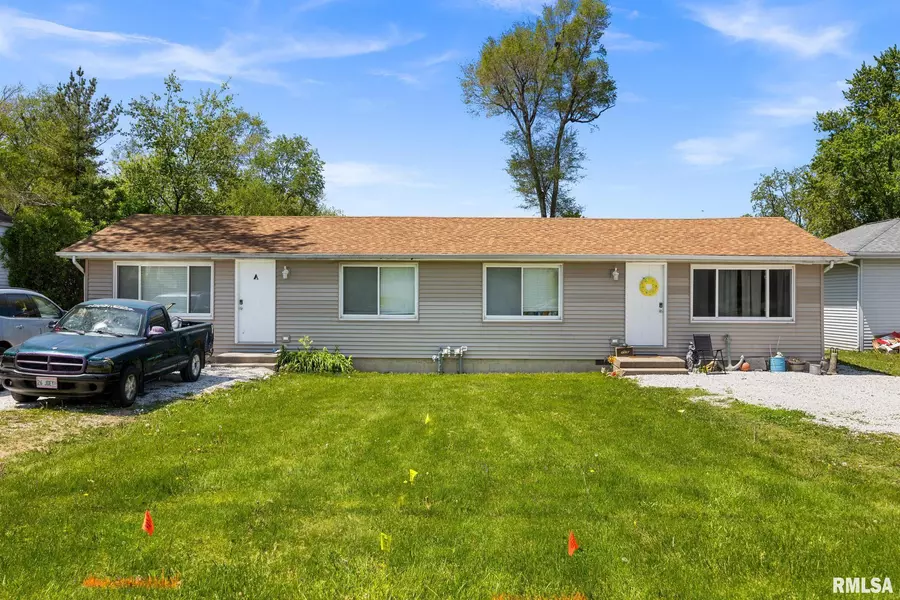 106 ERNEST ST #A & B, Washington, IL 61571